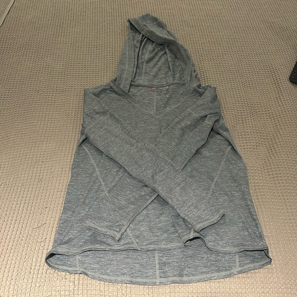 Zella Gray athletic top